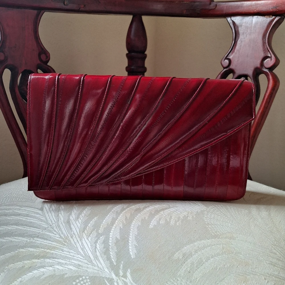 Vibtage Red/Burgundy Eel Leather Women's Bag Made In Korea - Picture 7 of 10